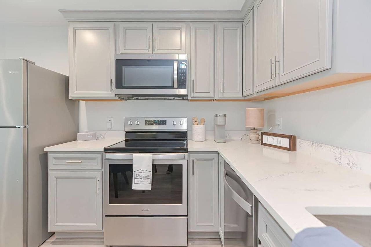 Harbourtown Suites On Plymouth Harbor מראה חיצוני תמונה