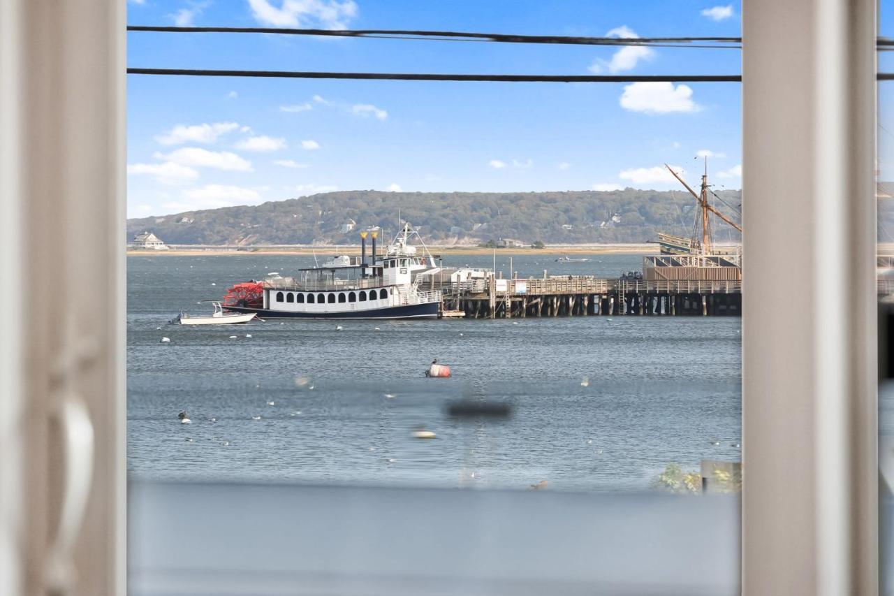 Harbourtown Suites On Plymouth Harbor מראה חיצוני תמונה