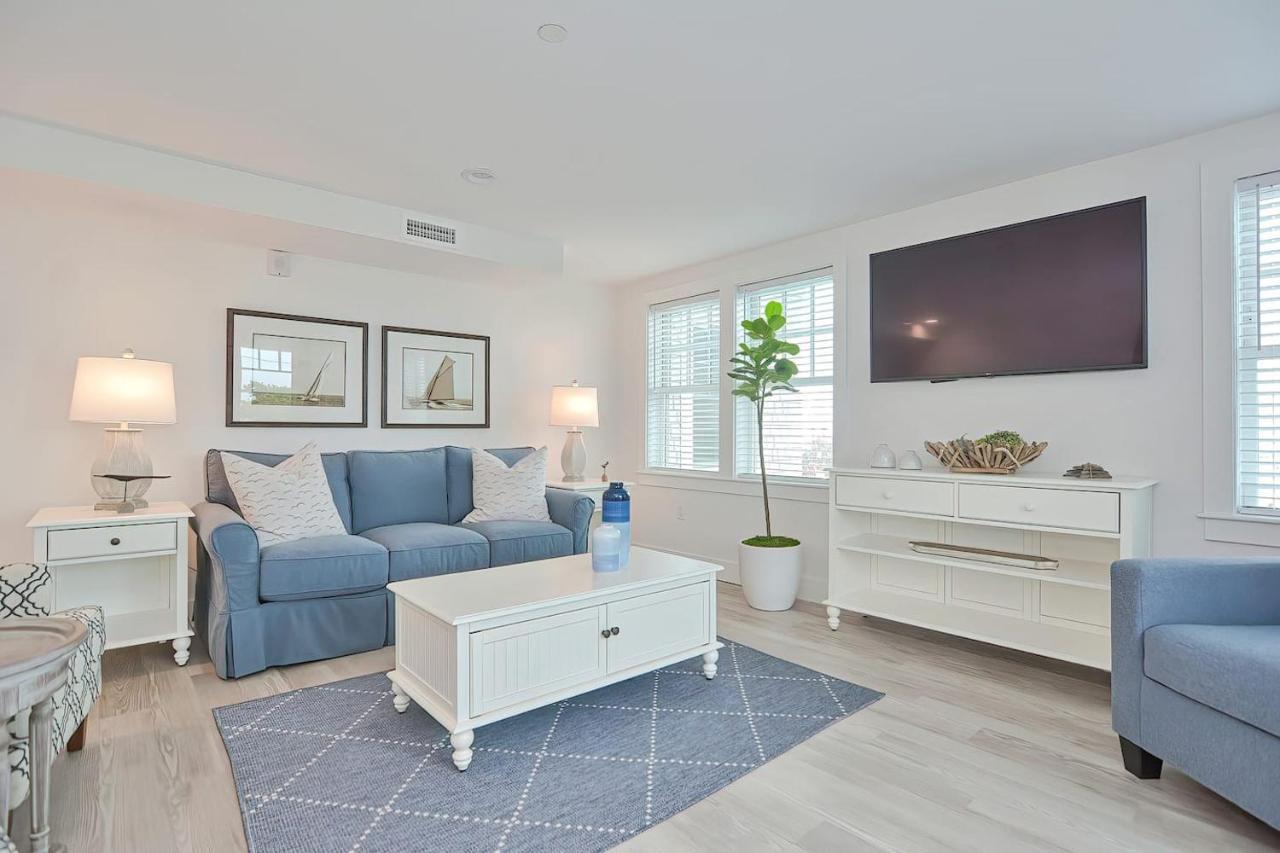 Harbourtown Suites On Plymouth Harbor מראה חיצוני תמונה